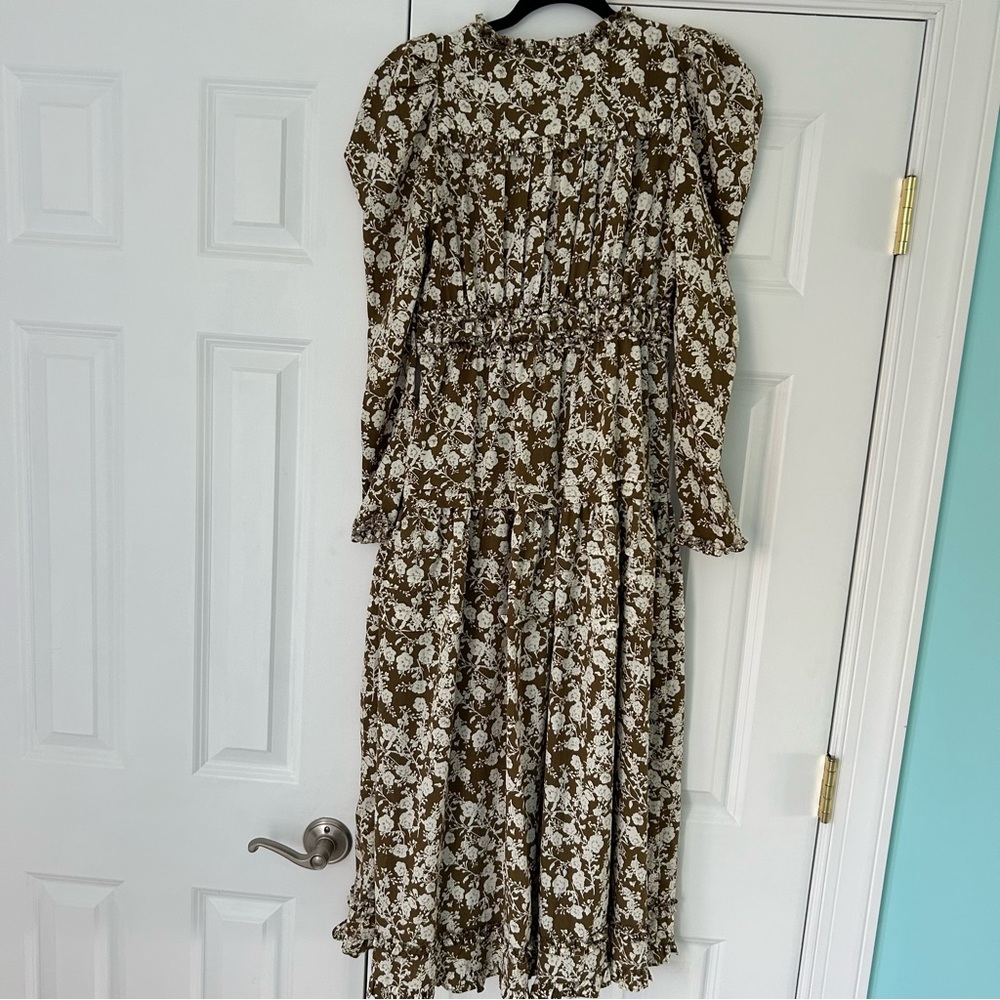 Hyacinth House Olive and White Floral Tiered Midi Dress Size XS - Picture 11 of 11